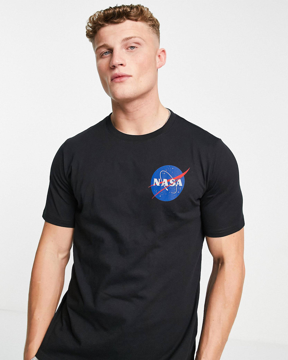 CAMISETA NEGRA AZUL – NASA